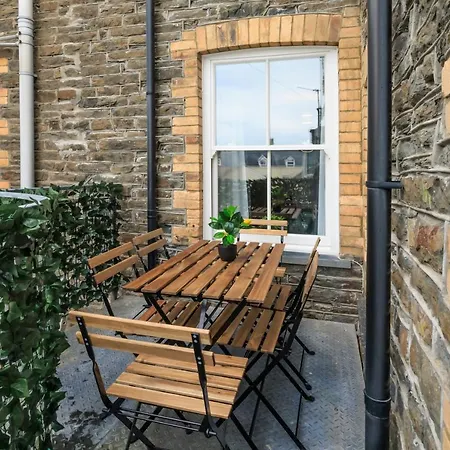 Seafront Apartment With Balcony, Parking And Sea Views Aberystwyth Exterior foto
